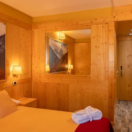 Hotel Grand 4*