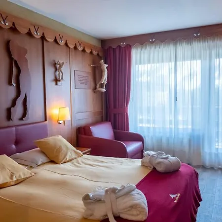 Grand Hotel